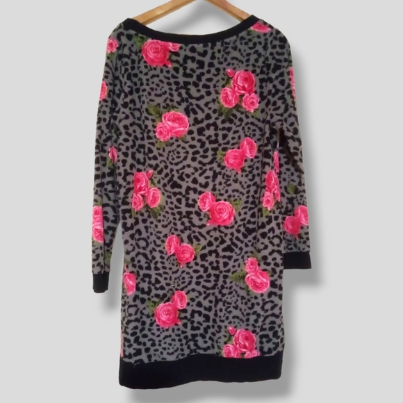 Betsey Johnson Roses Leopard Print Sleep Shirt - Picture 4 of 4